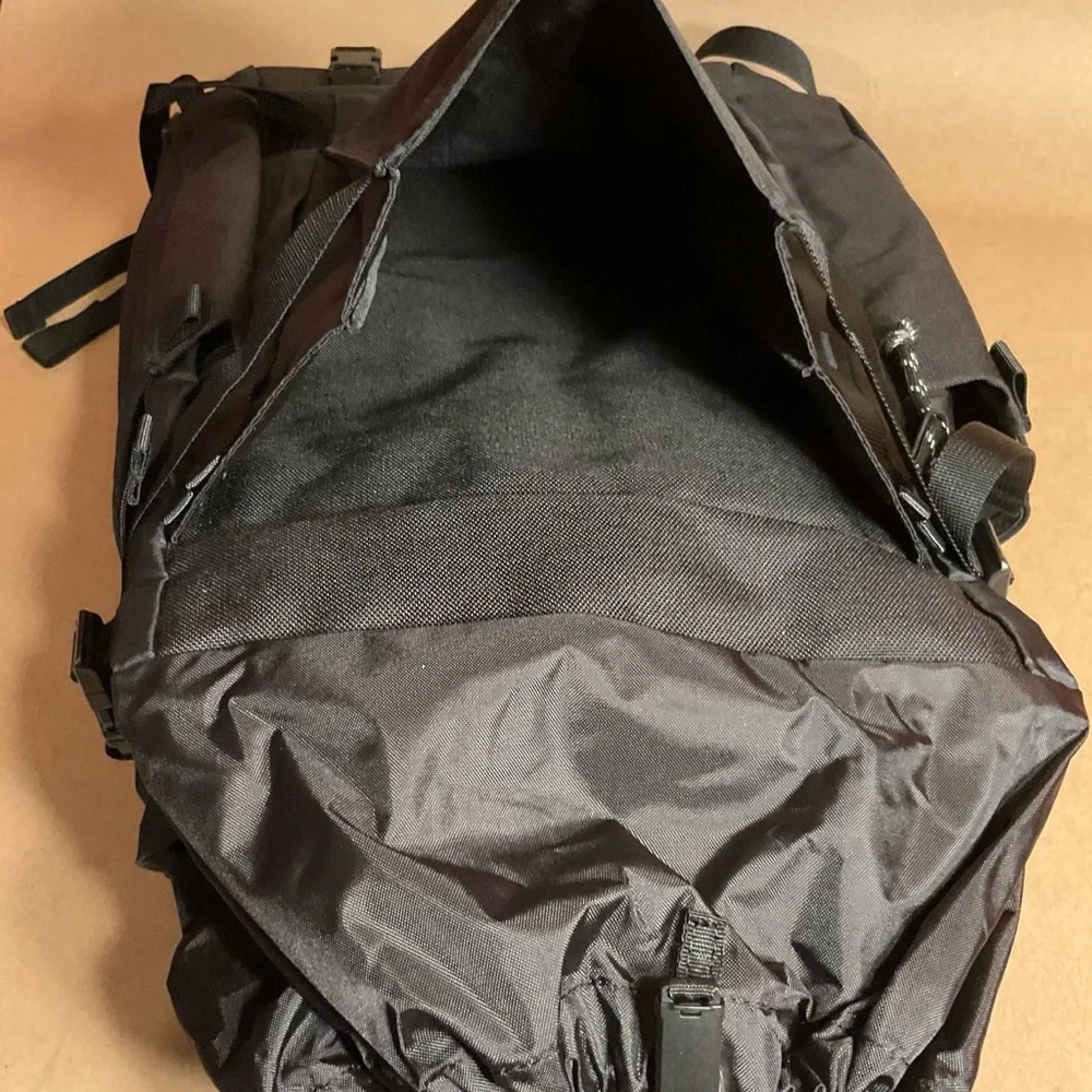 Topo Designs Mountain Pack 28L Backpack - Picture 9 of 11